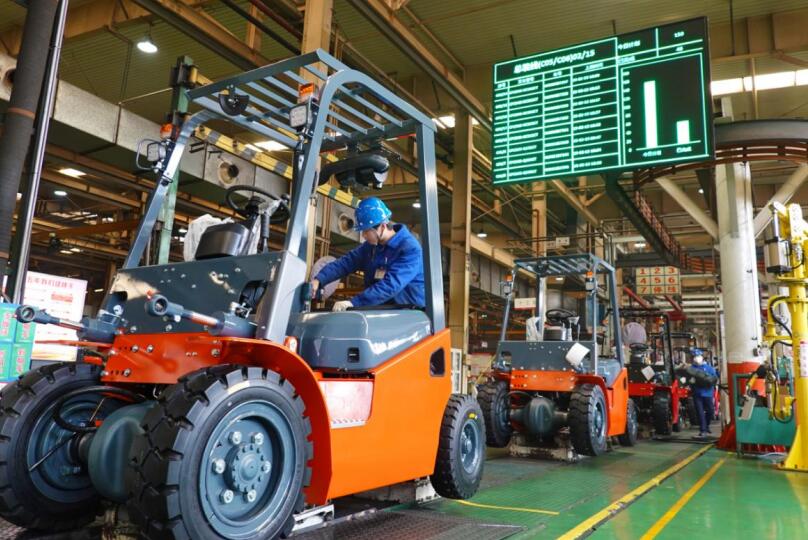 叉車租賃 叉車出租公司發布 2025年叉車市場新技術趨勢分析